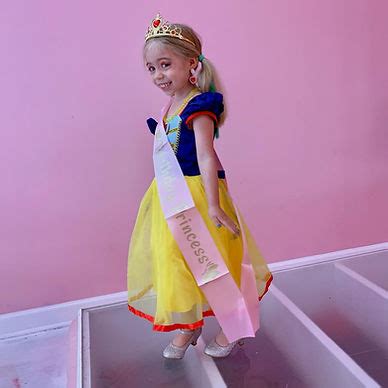 Princessme parties - Wish Upon a Party - Princess parties that make wishes come true in Utah.